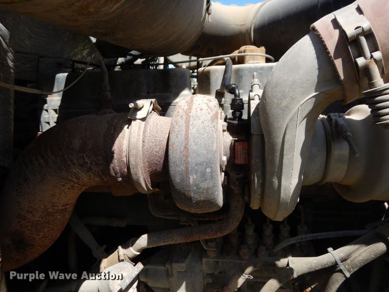 image for item KU9970 1997 Mack CH613  semi truck