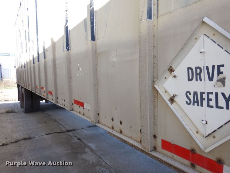 image for item KU9974 1977 Budd  dry van trailer