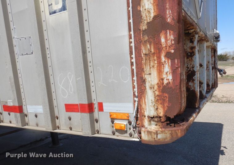 image for item KU9974 1977 Budd  dry van trailer