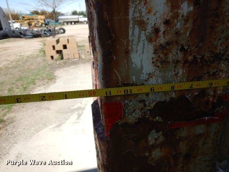 image for item KU9974 1977 Budd  dry van trailer