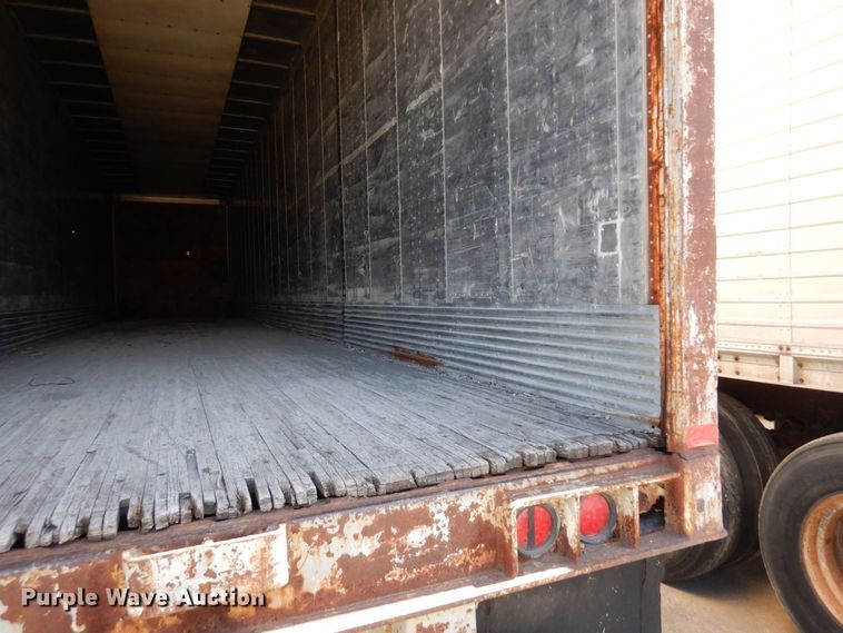 image for item KU9974 1977 Budd  dry van trailer