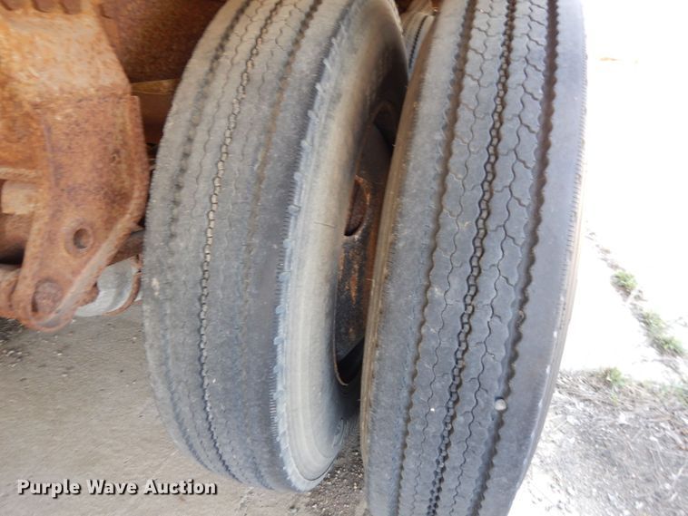 image for item KU9974 1977 Budd  dry van trailer