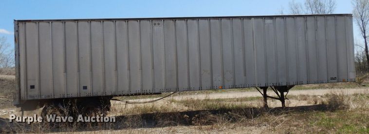 image for item KU9976 1969 Gindy  dry van trailer