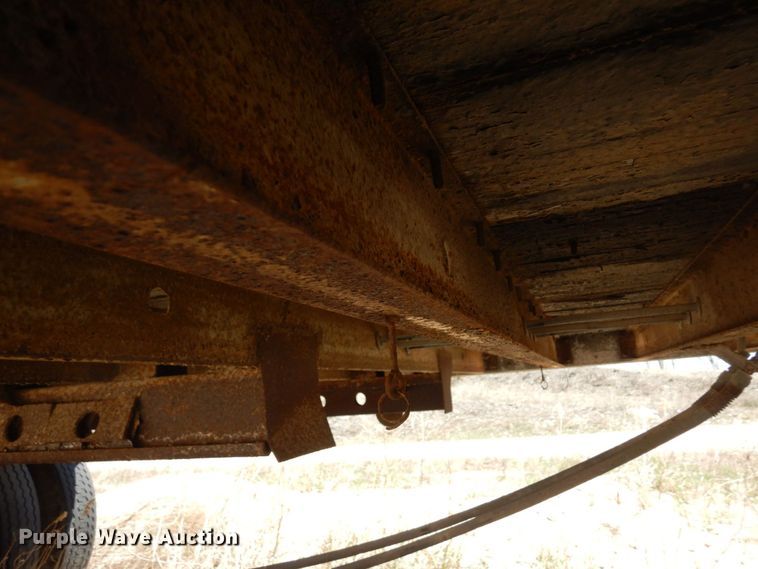 image for item KU9976 1969 Gindy  dry van trailer