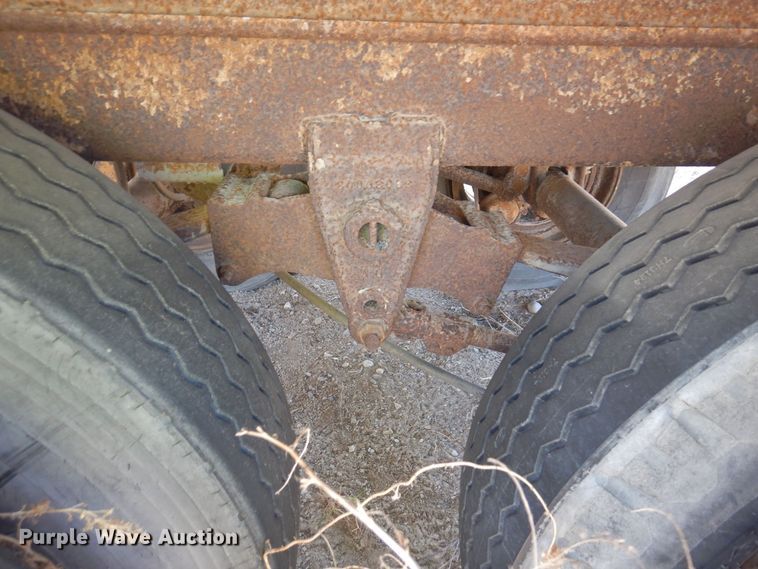 image for item KU9976 1969 Gindy  dry van trailer