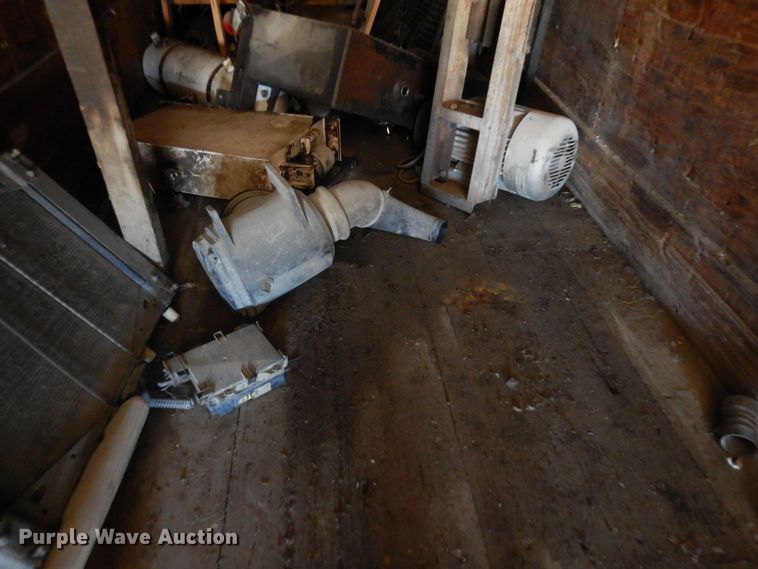 image for item KU9976 1969 Gindy  dry van trailer