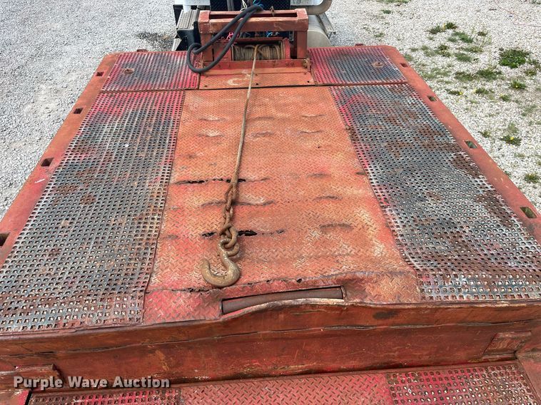 image for item LA9944 1995 Trail King TK70HT-482  drop deck equipment trailer