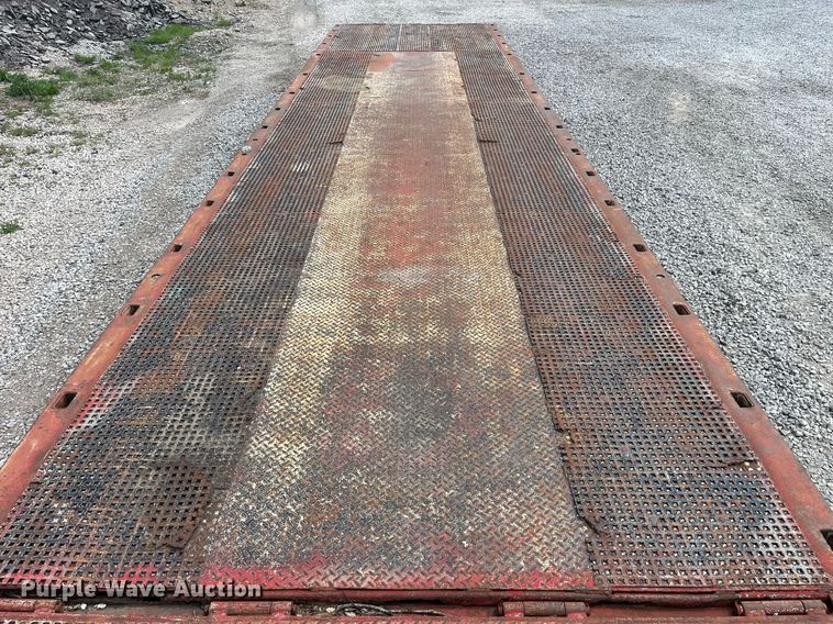 image for item LA9944 1995 Trail King TK70HT-482  drop deck equipment trailer