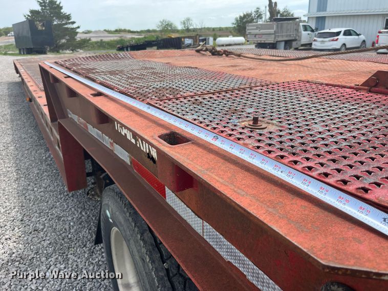 image for item LA9944 1995 Trail King TK70HT-482  drop deck equipment trailer
