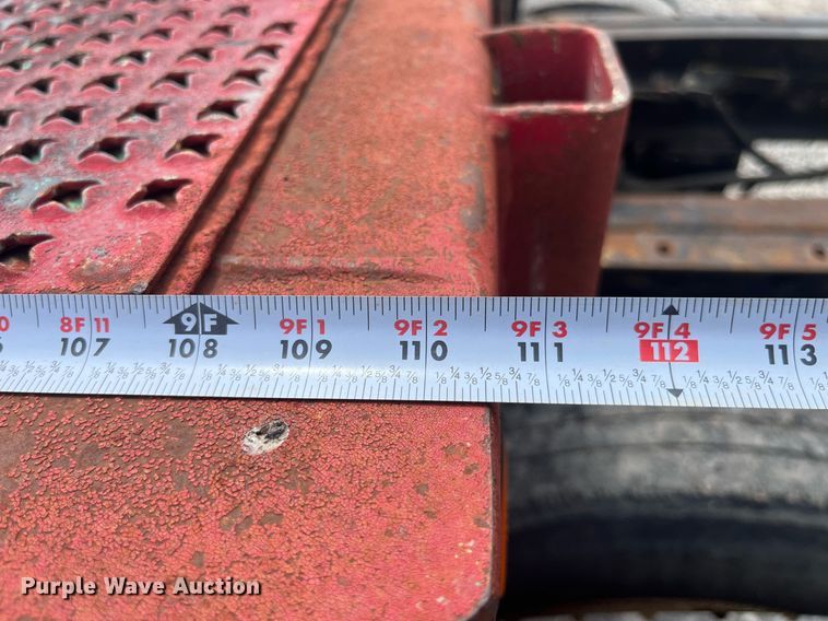 image for item LA9944 1995 Trail King TK70HT-482  drop deck equipment trailer