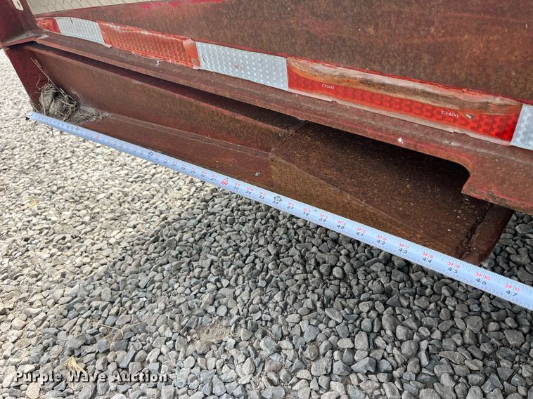 image for item LA9944 1995 Trail King TK70HT-482  drop deck equipment trailer