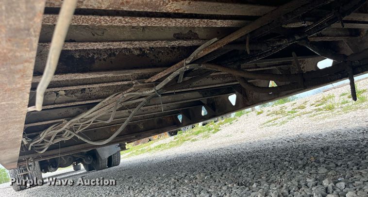image for item LA9944 1995 Trail King TK70HT-482  drop deck equipment trailer