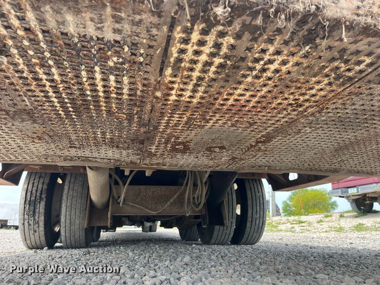 image for item LA9944 1995 Trail King TK70HT-482  drop deck equipment trailer