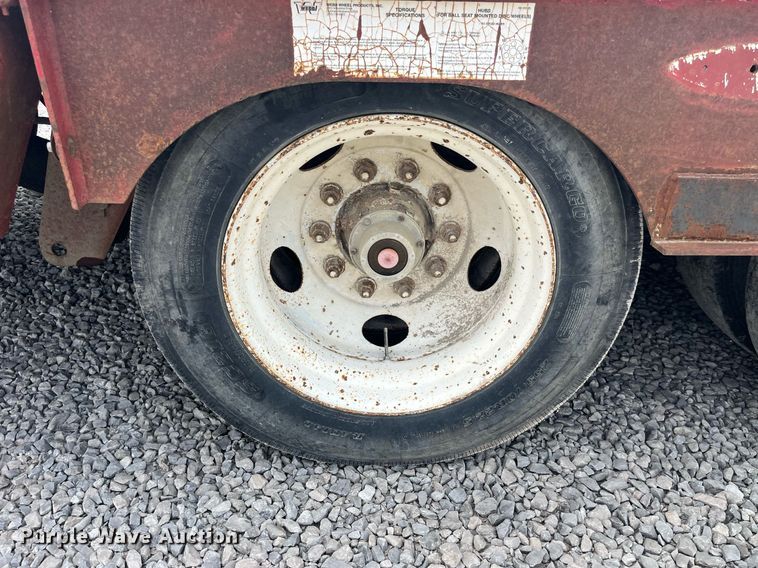 image for item LA9944 1995 Trail King TK70HT-482  drop deck equipment trailer