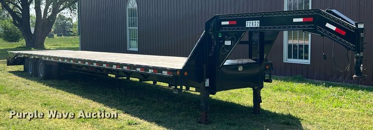 image for item LG9118 2020 Load Trail  equipment trailer