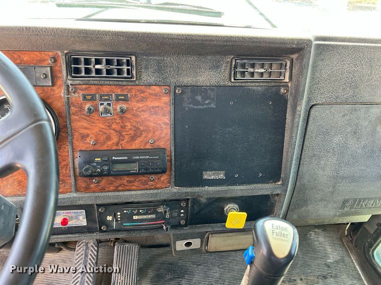 image for item LG9126 1999 Kenworth T300  flatbed truck