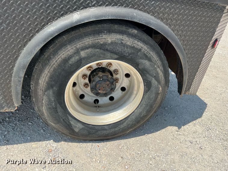 image for item LG9126 1999 Kenworth T300  flatbed truck