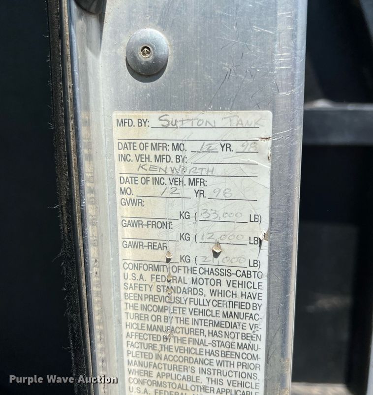 image for item LG9126 1999 Kenworth T300  flatbed truck