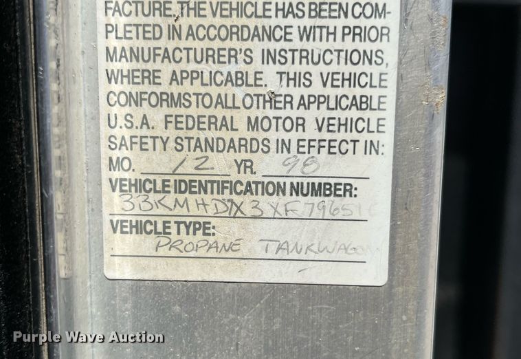 image for item LG9126 1999 Kenworth T300  flatbed truck