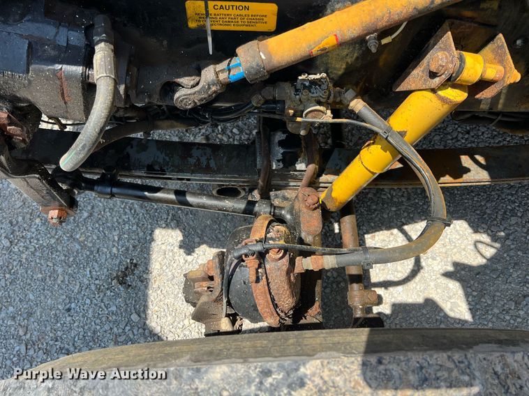 image for item LG9126 1999 Kenworth T300  flatbed truck