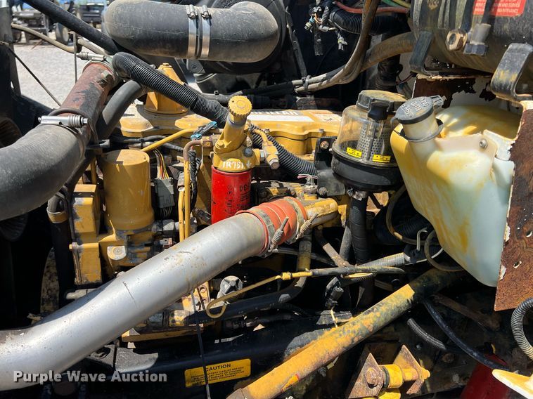 image for item LG9126 1999 Kenworth T300  flatbed truck