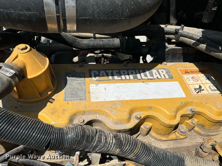 image for item LG9126 1999 Kenworth T300  flatbed truck