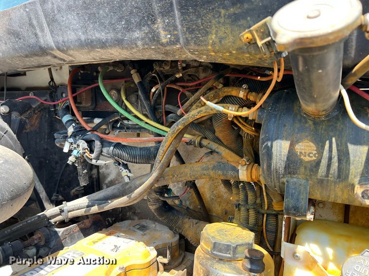 image for item LG9126 1999 Kenworth T300  flatbed truck