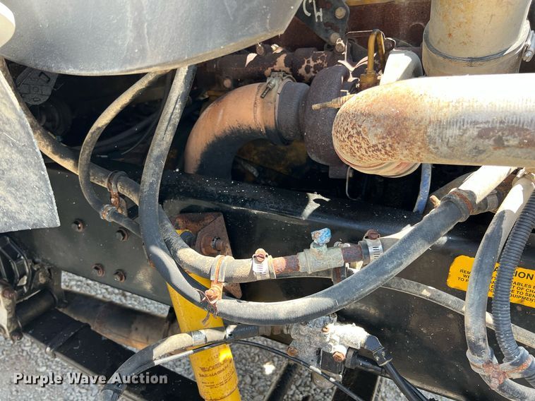 image for item LG9126 1999 Kenworth T300  flatbed truck