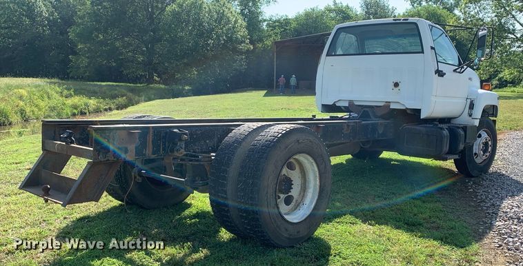 image for item LH9634 1995 Chevrolet Kodiak C6500  truck cab and chassis