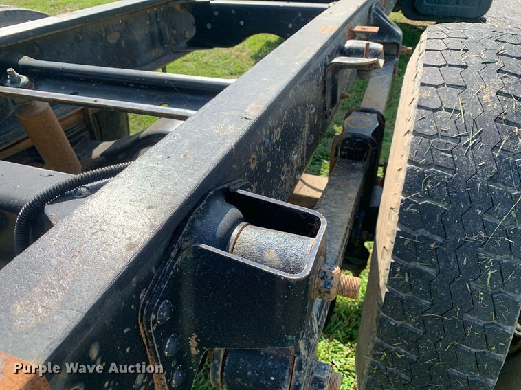 image for item LH9634 1995 Chevrolet Kodiak C6500  truck cab and chassis