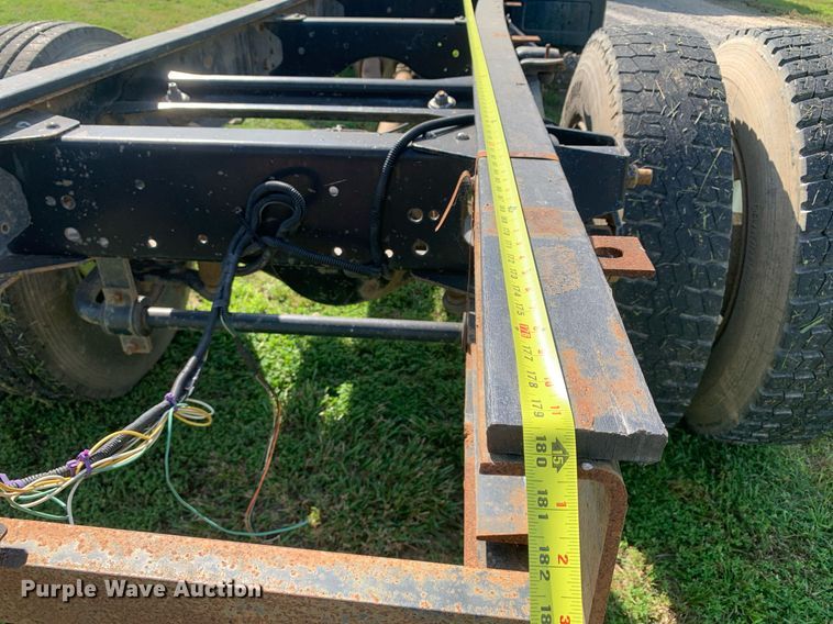 image for item LH9634 1995 Chevrolet Kodiak C6500  truck cab and chassis