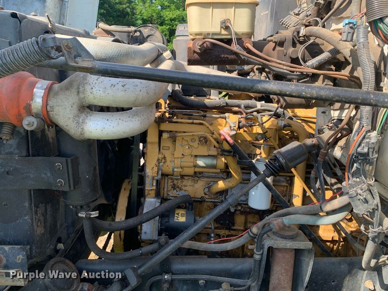 image for item LH9634 1995 Chevrolet Kodiak C6500  truck cab and chassis