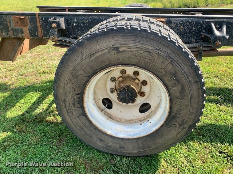 image for item LH9634 1995 Chevrolet Kodiak C6500  truck cab and chassis