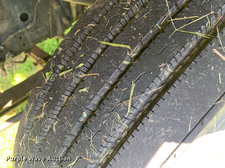 image for item LH9634 1995 Chevrolet Kodiak C6500  truck cab and chassis