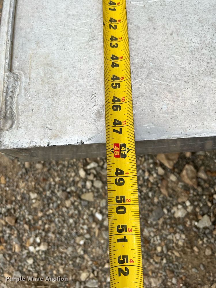 image for item LI9705 East  aluminum headache rack