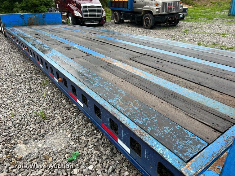 image for item LI9771 1988 Siebert  lowboy equipment trailer