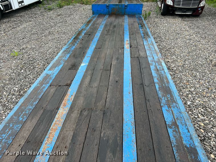 image for item LI9771 1988 Siebert  lowboy equipment trailer