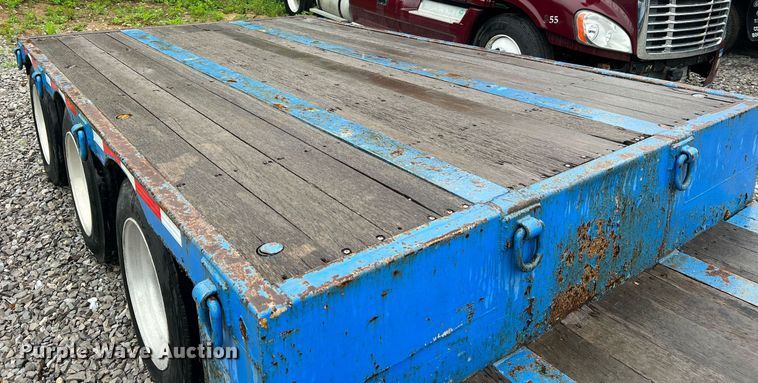 image for item LI9771 1988 Siebert  lowboy equipment trailer