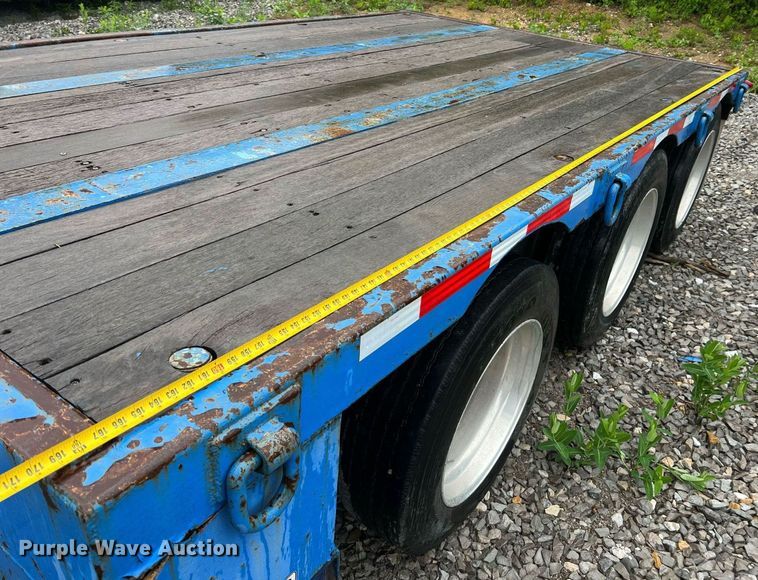 image for item LI9771 1988 Siebert  lowboy equipment trailer