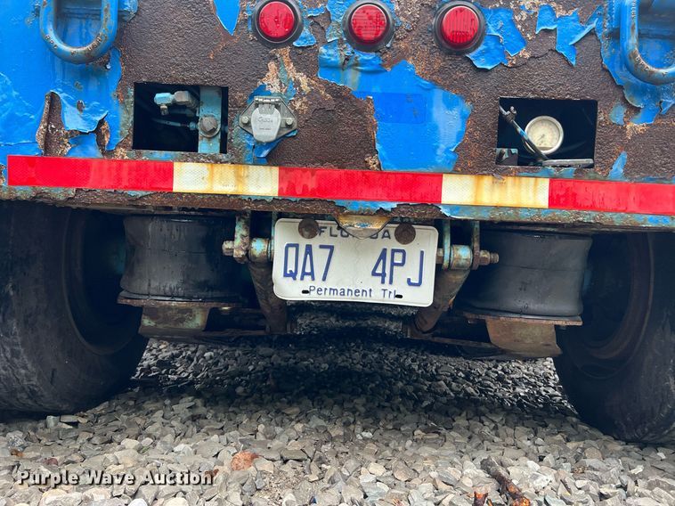 image for item LI9771 1988 Siebert  lowboy equipment trailer