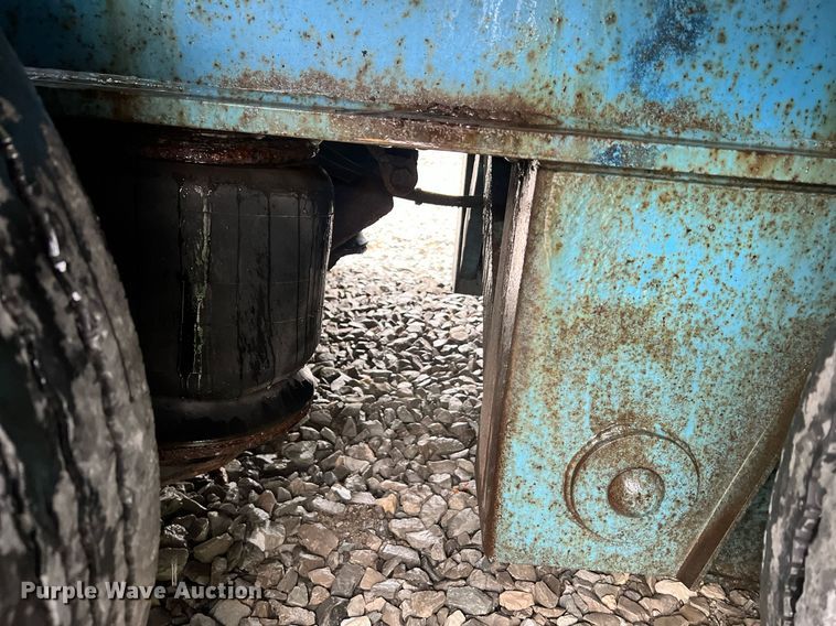 image for item LI9771 1988 Siebert  lowboy equipment trailer