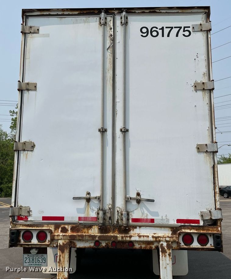 image for item LJ9676 1999 Stoughton AVW-485T-S-C  dry van trailer
