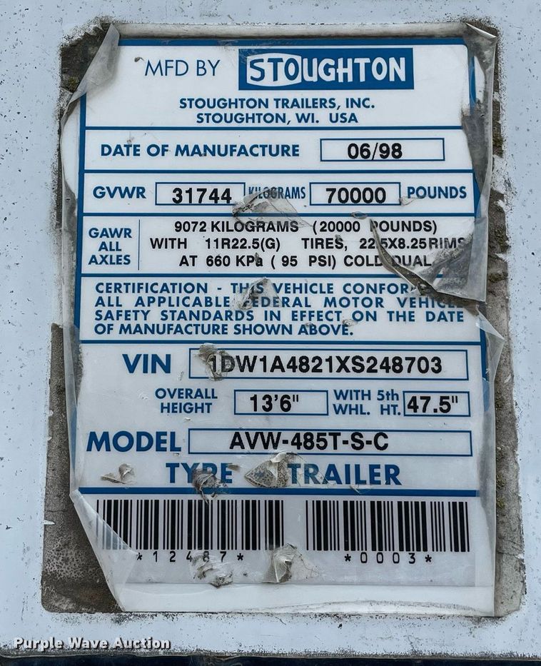 image for item LJ9676 1999 Stoughton AVW-485T-S-C  dry van trailer