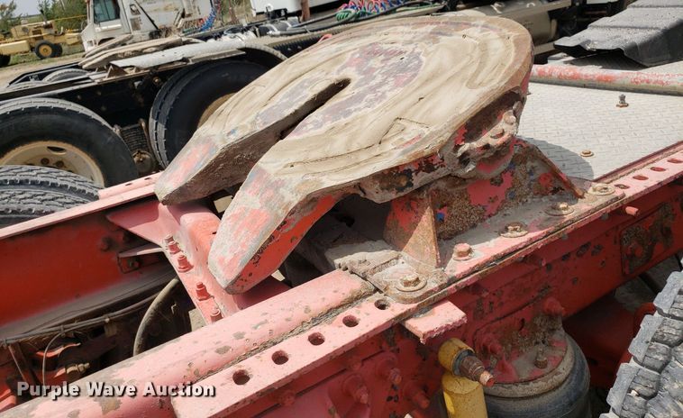 image for item LT9740 1999 Mack CH613  semi truck