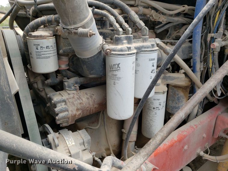 image for item LT9740 1999 Mack CH613  semi truck