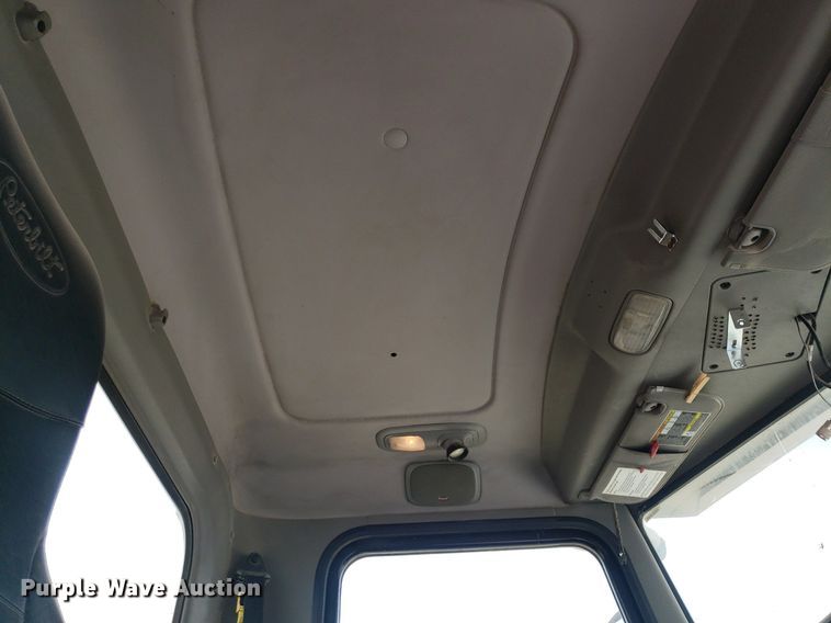 image for item LT9747 2013 Peterbilt 388  semi truck