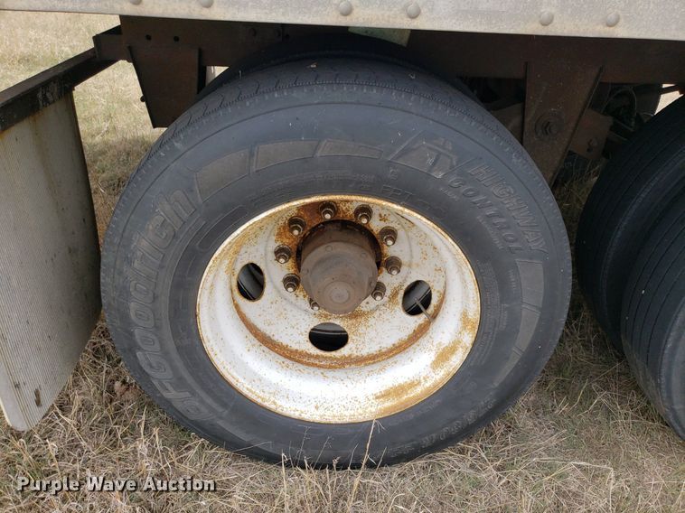 image for item LT9767 2005 Great Dane  dry van trailer