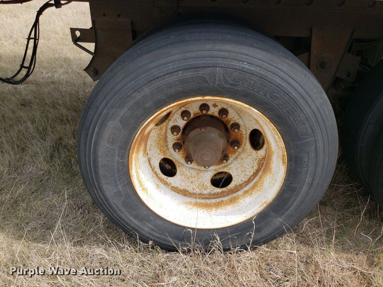 image for item LT9767 2005 Great Dane  dry van trailer