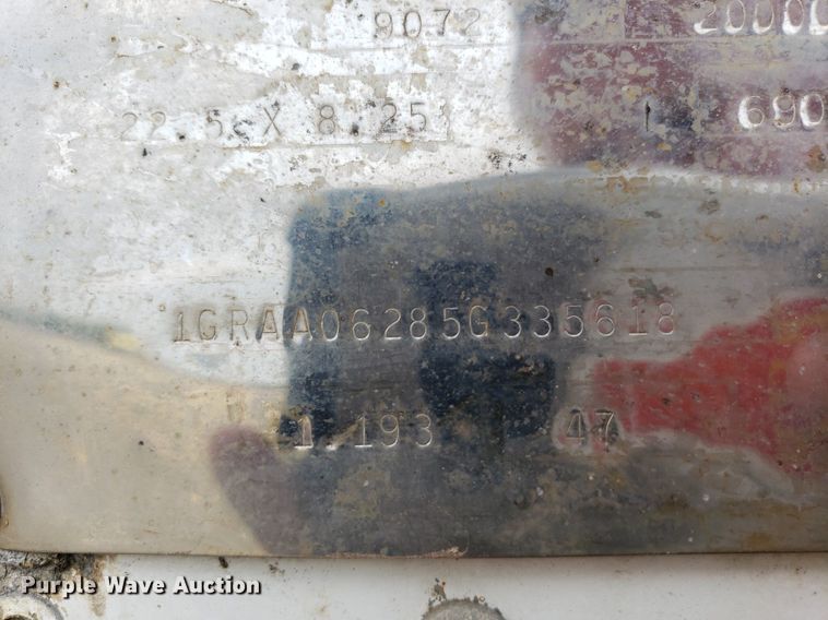 image for item LT9767 2005 Great Dane  dry van trailer