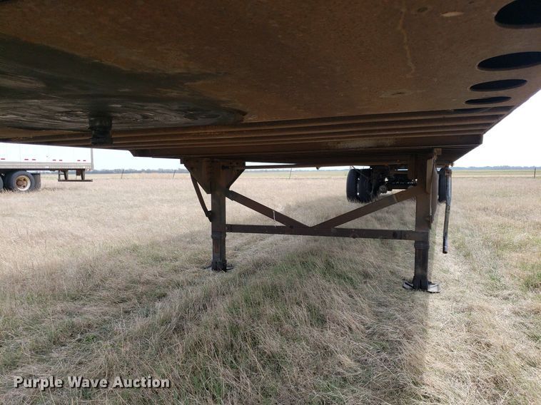 image for item LT9768 2005 Great Dane  dry van trailer